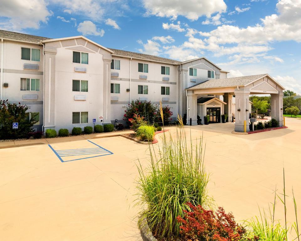 Comfort Inn & Suites Ponca City Near Marland Mansion Exteriör bild